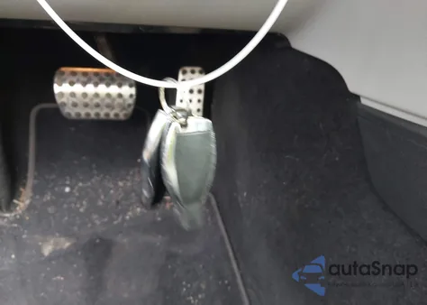 2011 Mercedes-Benz C 300 Sport 4Matic z USA, uszkodzony, nr VIN WDDGF8BB8BR144670